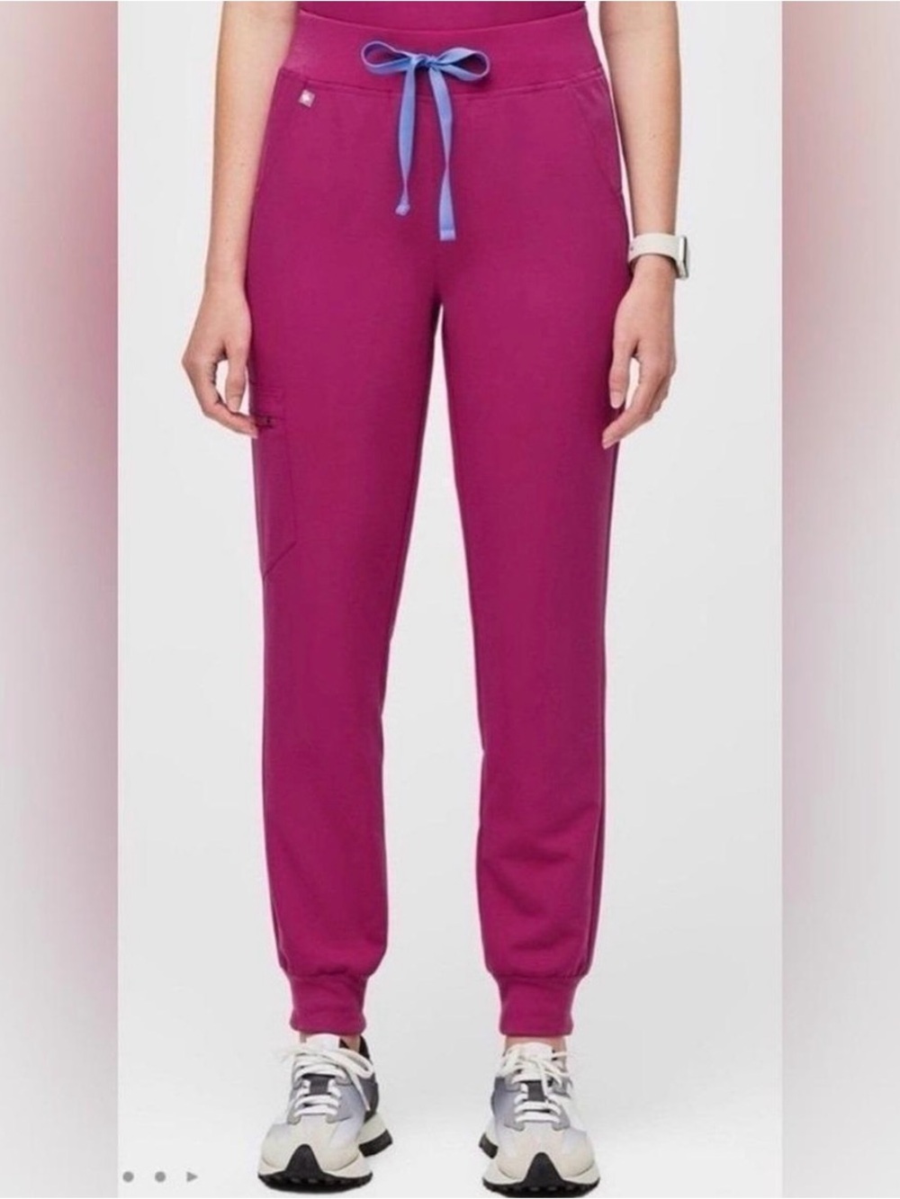 Figs Zamora Scrubs in Rasberry Sorbet